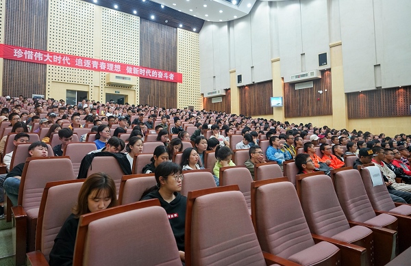 1539241117792071621.jpg F:?8年宣传部工作\u65e5报道.11DSC06196-6缩.jpg