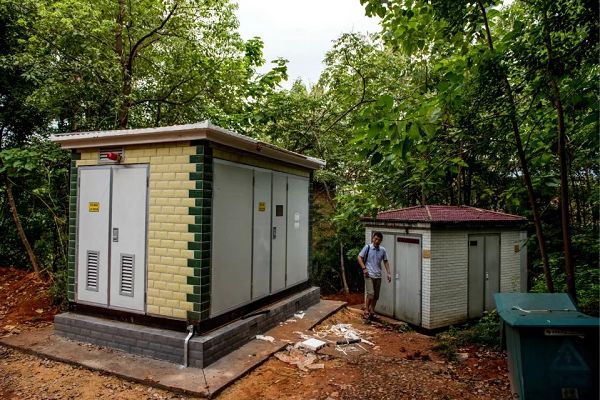 1502792430829084745.jpg j定.jpg