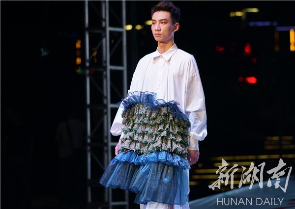 1526959748908088174.jpg 2.jpg