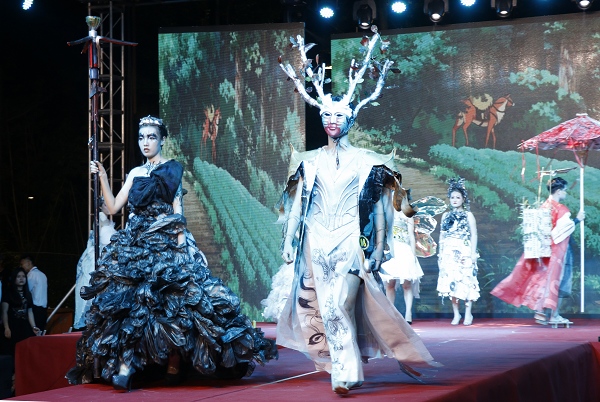 1526261663432069359.jpg _MG_0303.jpg