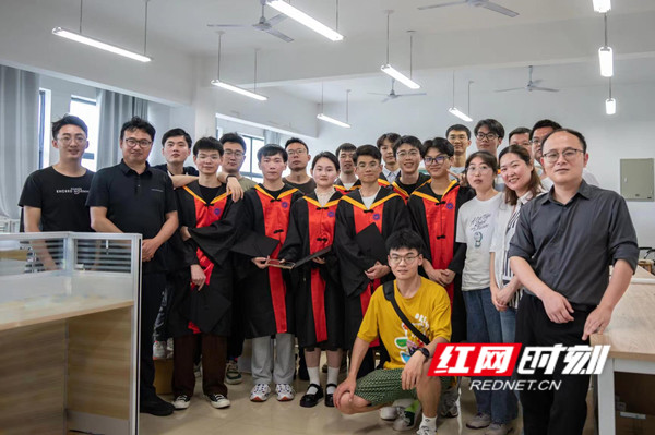 24095f1a-210a-4a7a-b603-bb3bd7f03b60.jpg 24095f1a-210a-4a7a-b603-bb3bd7f03b60.jpg