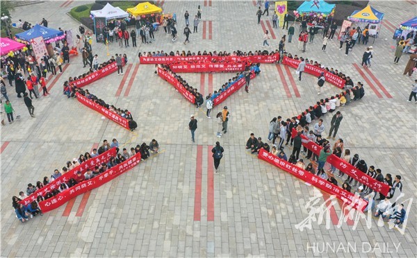 1543912260035092328.jpg 1.jpg