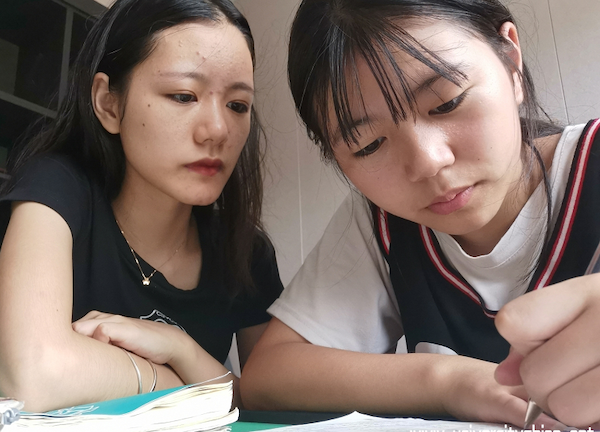 1598271574866041153.png IMG_5798.png