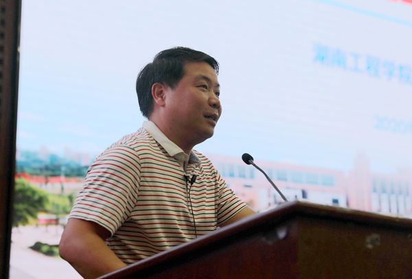 1598610156498091359.jpg 曾永卫_副本.jpg